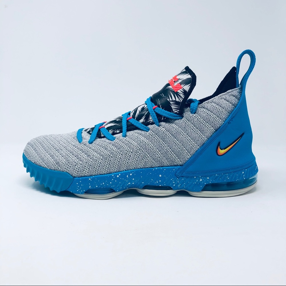 Nike Kids Lebron XVI - Picture 5 of 6